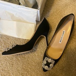 ❗️$600 zelle❗️Manolo Blahnik Hangisi 90mm